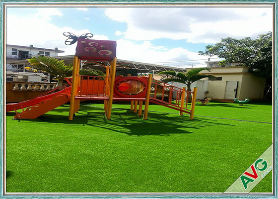 КИТАЙ 35 высоты MM травы легкого обслуживания на открытом воздухе искусственной для парка атракционов детей поставщик