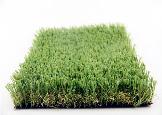 Трава зеленого Recyclable сада искусственная для украшения, домашней искусственной дерновины 0