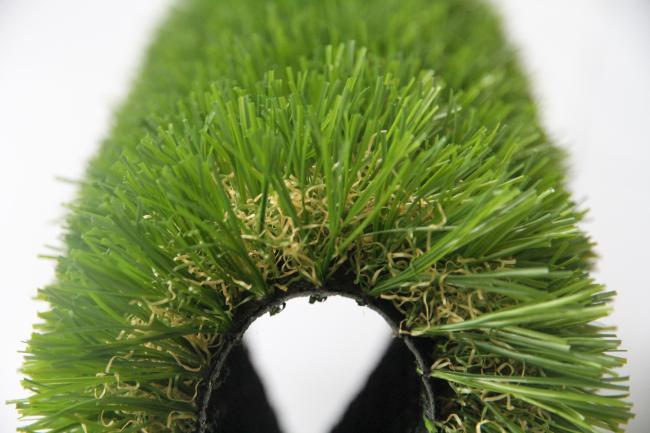Прочная благоустраивая естественная выглядя искусственная трава, благоустраивая искусственную дерновину 0