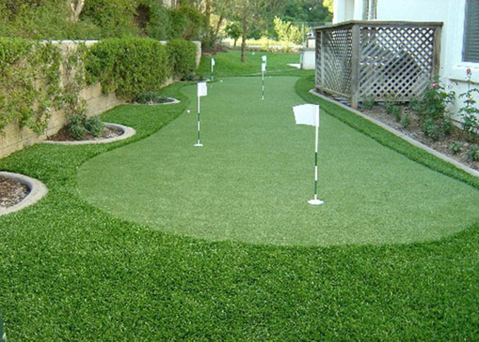 Фантастические зеленые цвета установки играют в гольф искусственные половики травы, материал PE травы гольфа синтетический 0